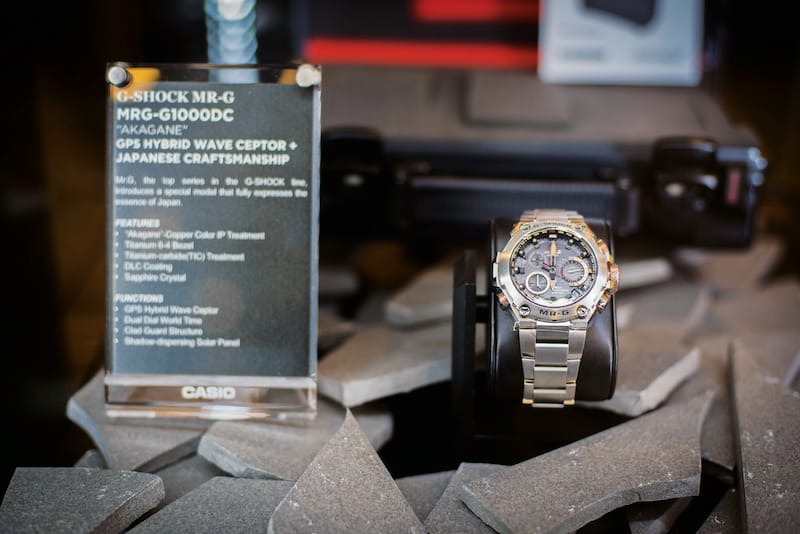 Casio Malaysia dengan bangganya memperkenalkan G-SHOCK MRG-G1000DC serba baru, model jam tangan terkini daripada siri MR-G
