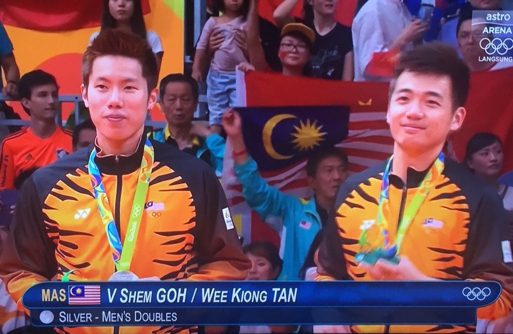 Glam Lelaki Badminton Olimpik