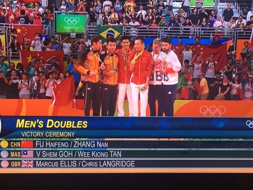 Glam Lelaki Badminton Olimpik