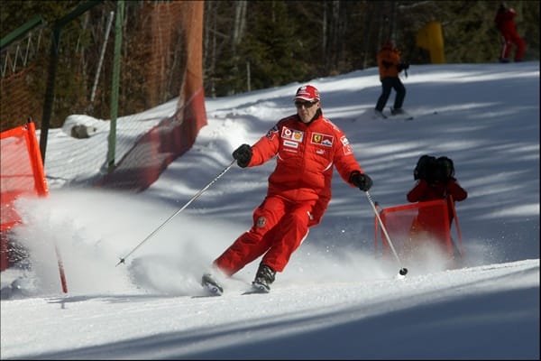 F1 PRESS SKI MEETING MADONNA DI CAMPIGLIO.TRENTINO.2006. FERRARI DRIVER MICHAEL SCHUMACHER**** FILE **** ***** NORTH AMERICAN SALES ONLY ---- NO AGENTS ---- NORTH AMERICAN SALES ONLY ***** Photo via Newscom