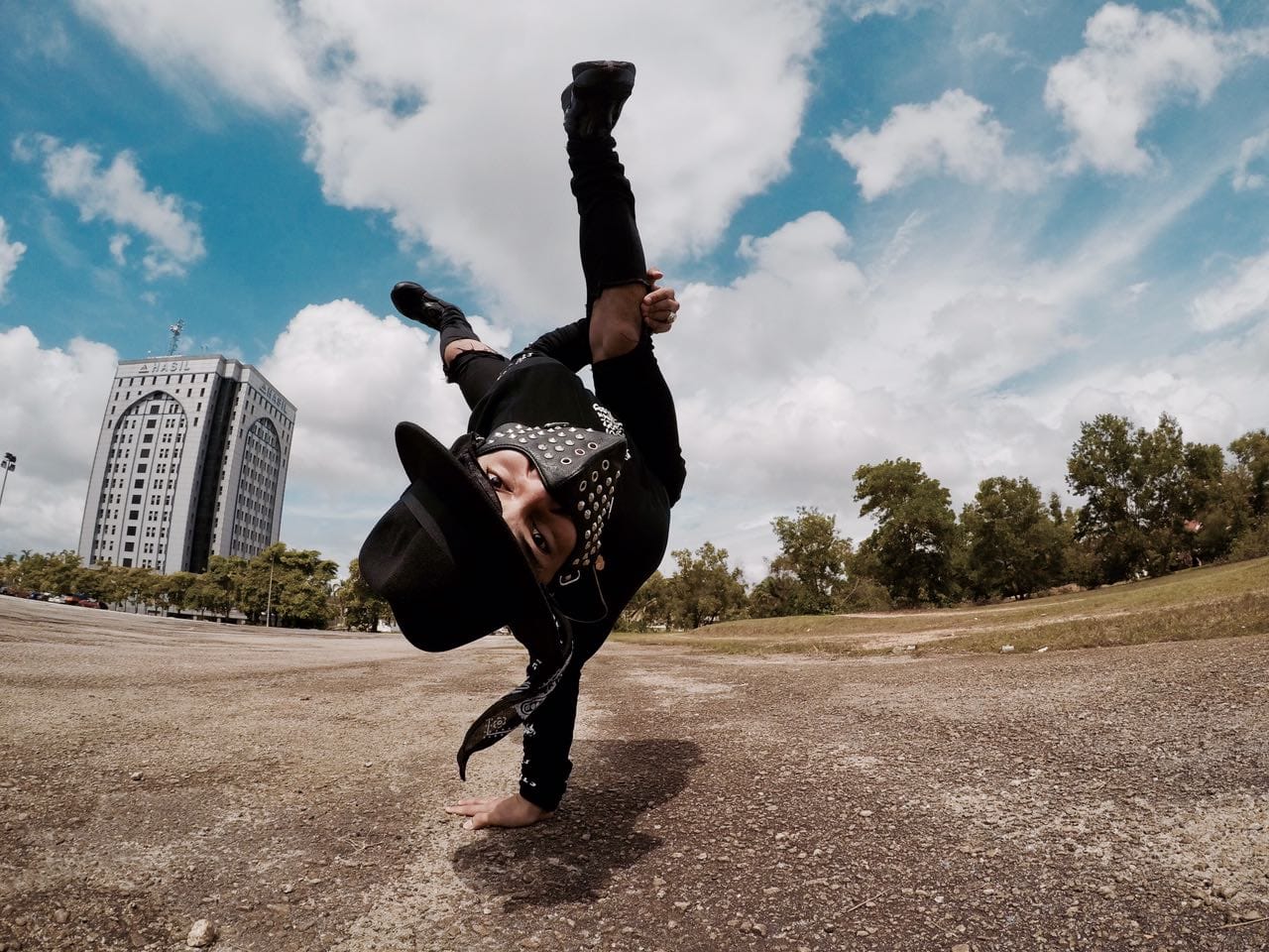 2a762bfe-9f86-430d-bf4a-f1022da35075