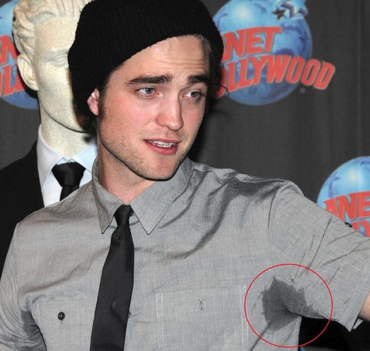 robert-pattinson-at-hand-print-ceremony