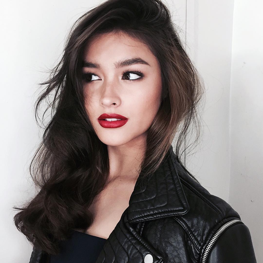 Jom kita kenali lebih dekat siapa Liza Soberano, pelakon Filipina yang terpilih menjadi wanita paling cantik 2017.