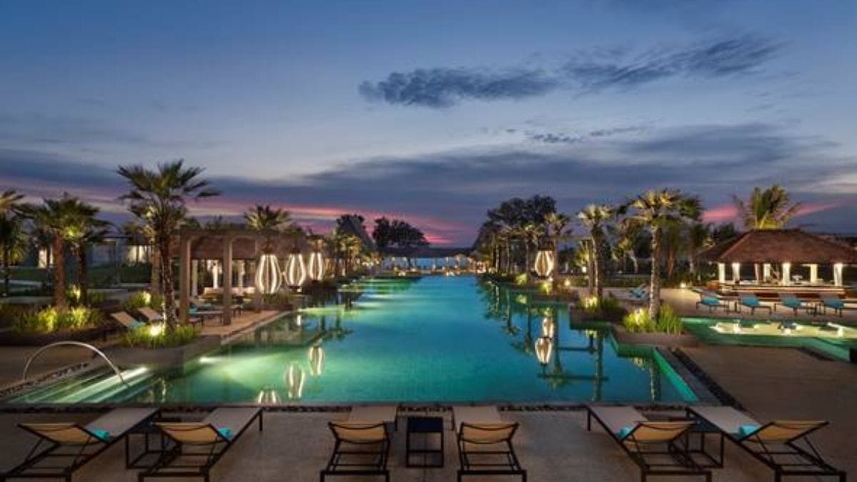 KEMBARA PENUH RASA HUJUNG TAHUN INI