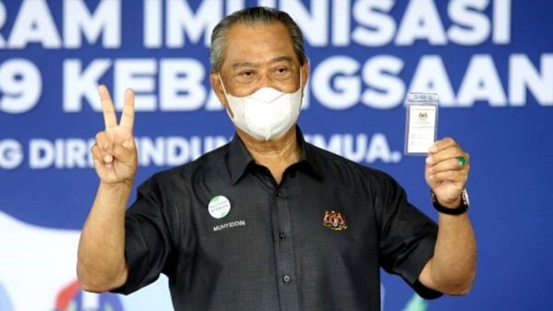 PM INDIVIDU PERTAMA MENERIMA DOS LENGKAP PFIZER-BIONTECH