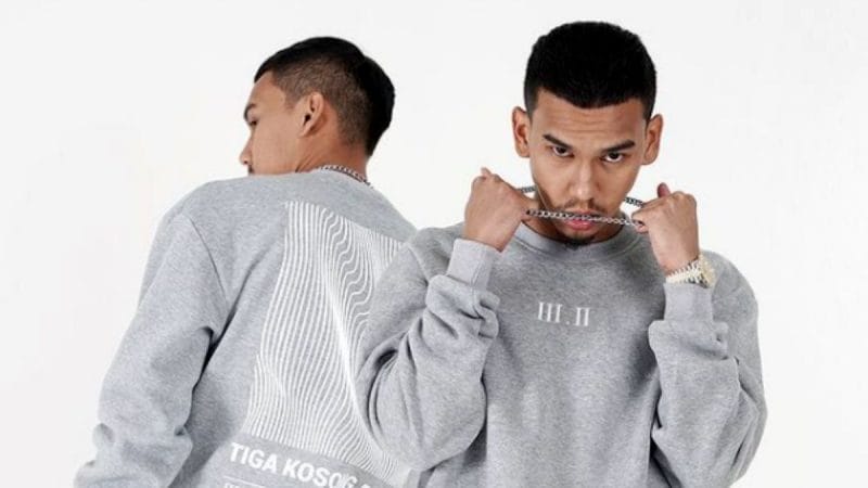 MK K-CLIQUE DEDAH SIMBOLIK NAMA JENAMA SENDIRI, THREE O’ TWO