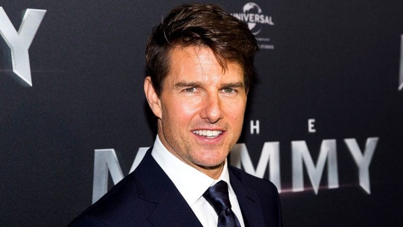TOM CRUISE AKTOR PERTAMA JALANI PENGGAMBARAN FILEM DI ANGKASA LEPAS?