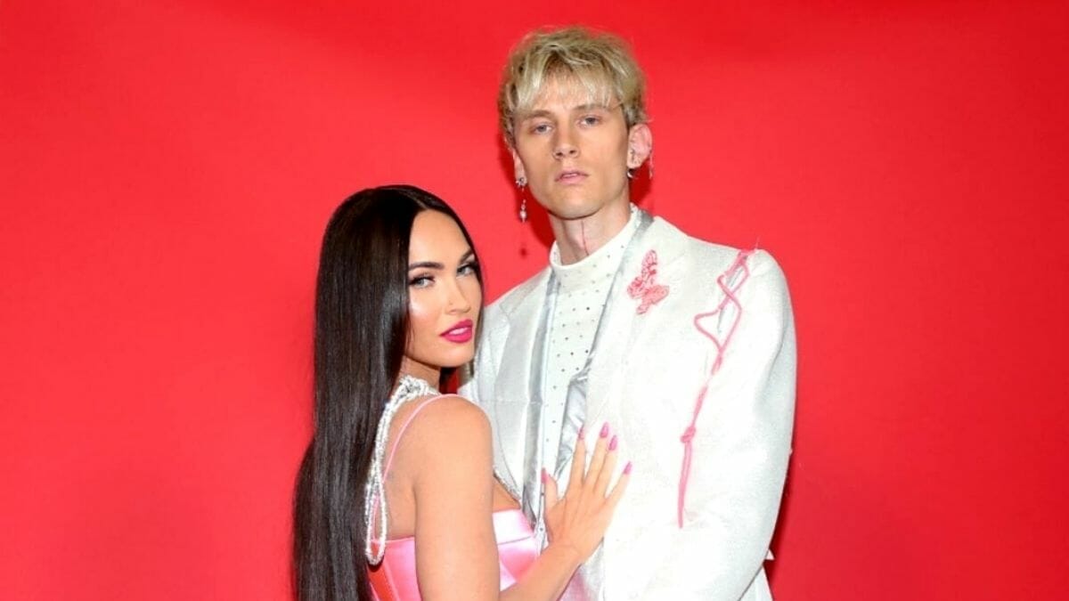 LAMARAN PENUH MAKNA MACHINE GUN KELLY BUAT MEGAN FOX