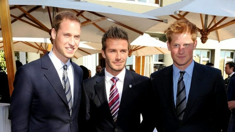 6 SELEBRITI YANG MENJALIN HUBUNGAN AKRAB DENGAN KERABAT DIRAJA BRITAIN