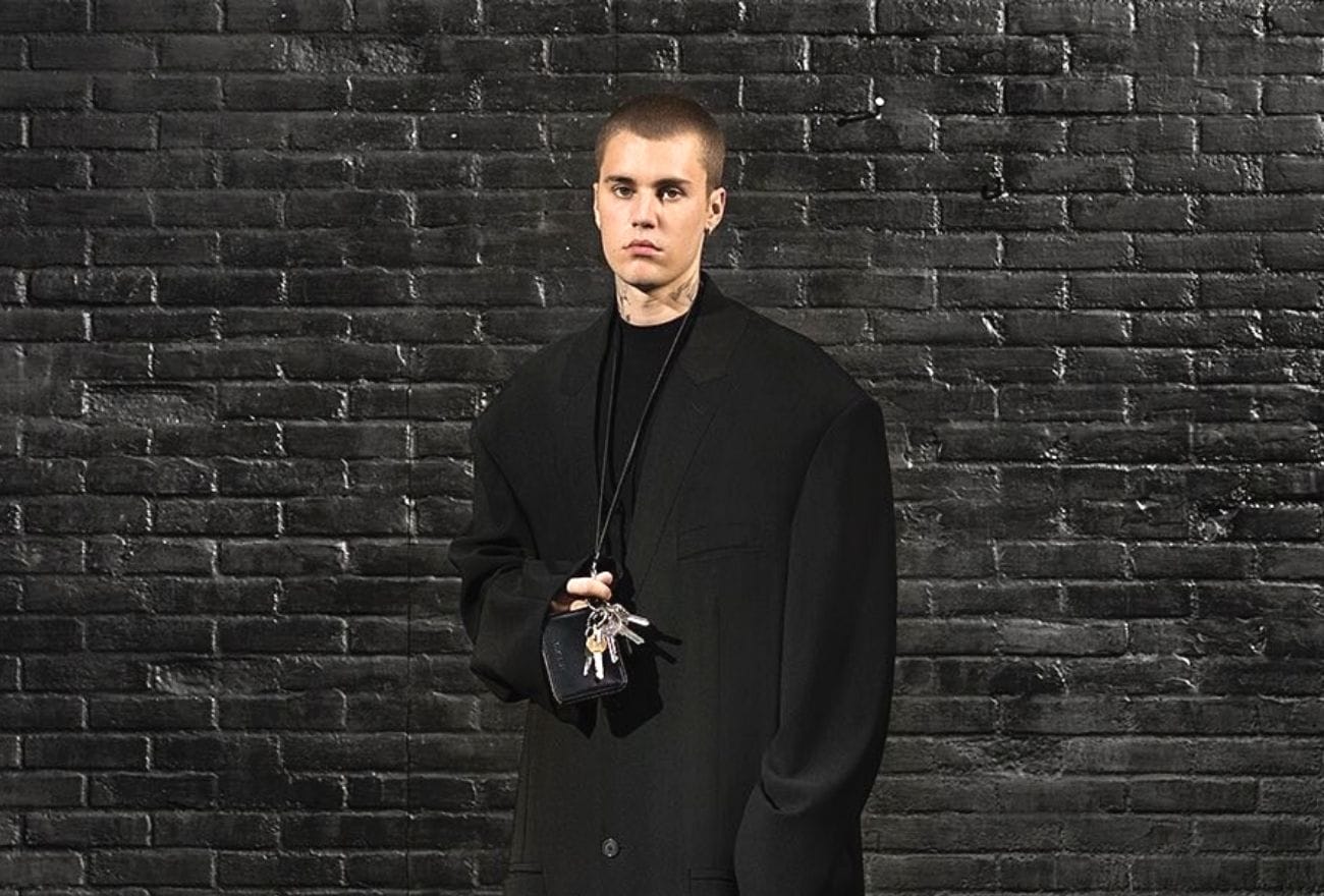 JUSTIN BIEBER DIJANGKITI COVID-19