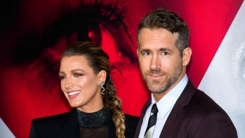 RYAN REYNOLDS KINI BAPA KEPADA EMPAT CAHAYA MATA