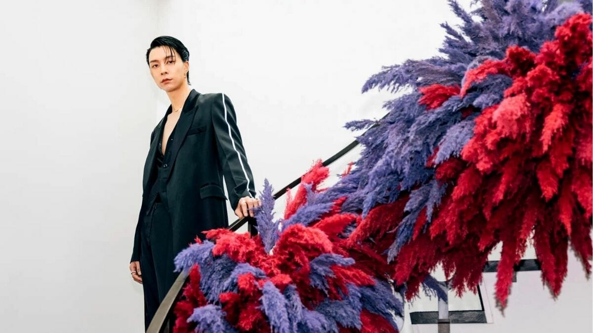 JOHNNY SUH NCT DIKRITIK PAPARAZI DI MET GALA 2022