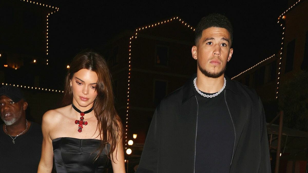 DEVIN BOOKER-KENDALL JENNER KECUNDANG DI TENGAH JALAN
