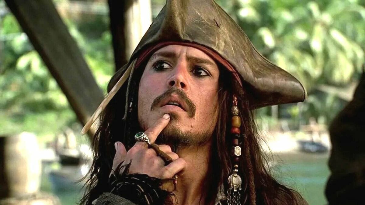 JOHNNY DEPP AKHIRNYA KEMBALI SEBAGAI JACK SPARROW?