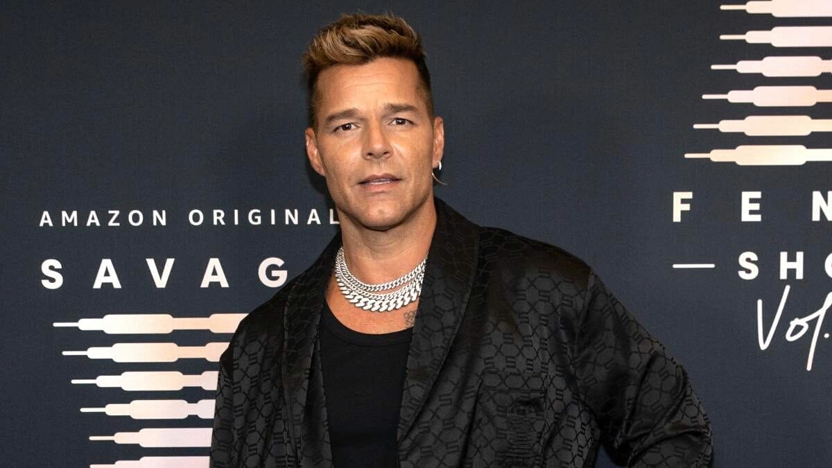 JAWAPAN RICKY MARTIN SELEPAS DIDAKWA MENJALIN HUBUNGAN SULIT DENGAN ANAK SAUDARA