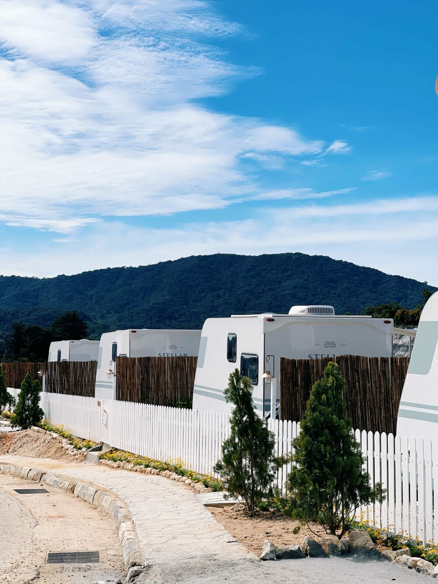 STELLAR GLAMPSITE TERBARU CAMERON HIGHLANDS BAK PERCUTIAN LUAR NEGARA