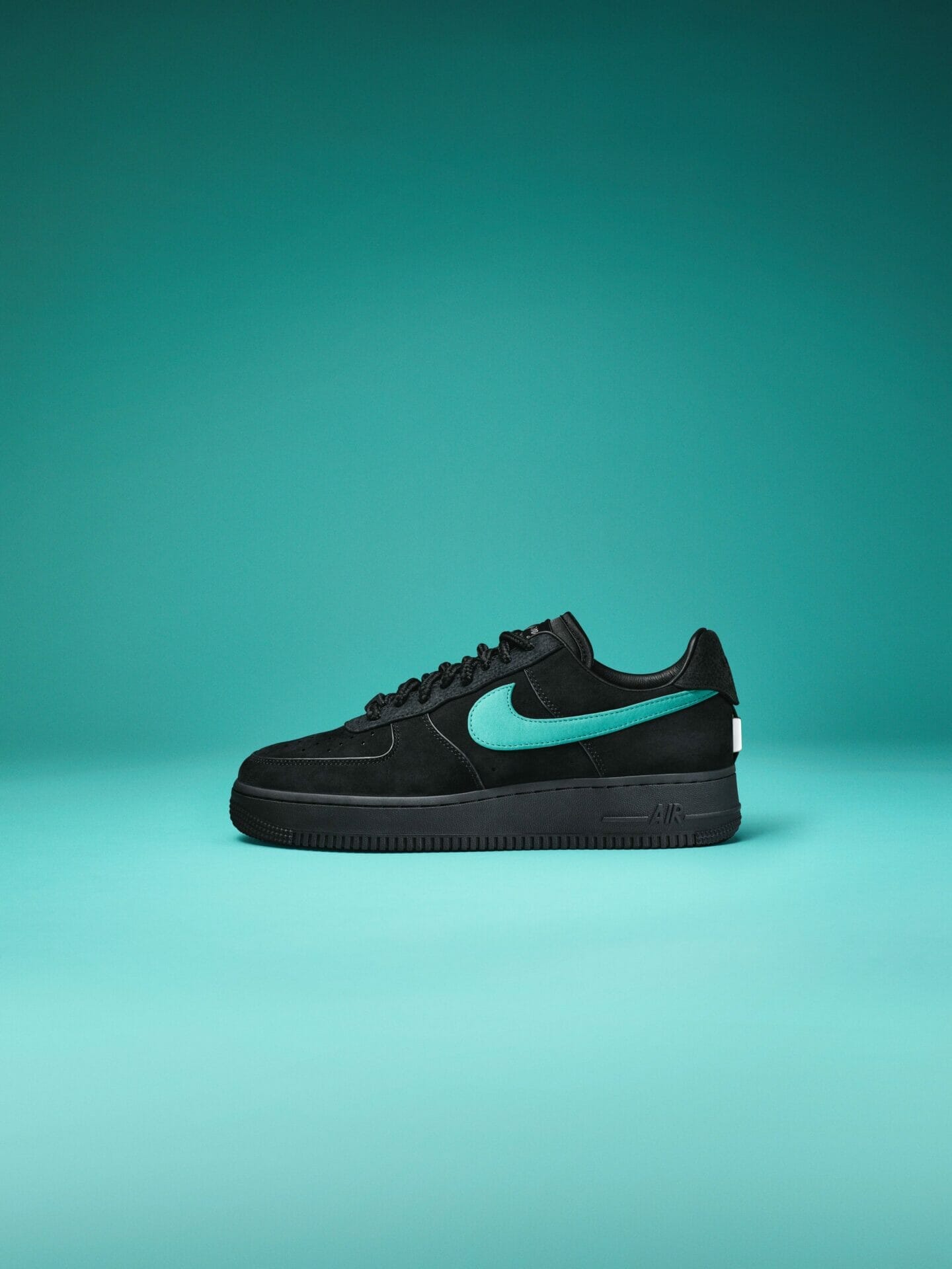 Tiffany & Co. dan Nike
