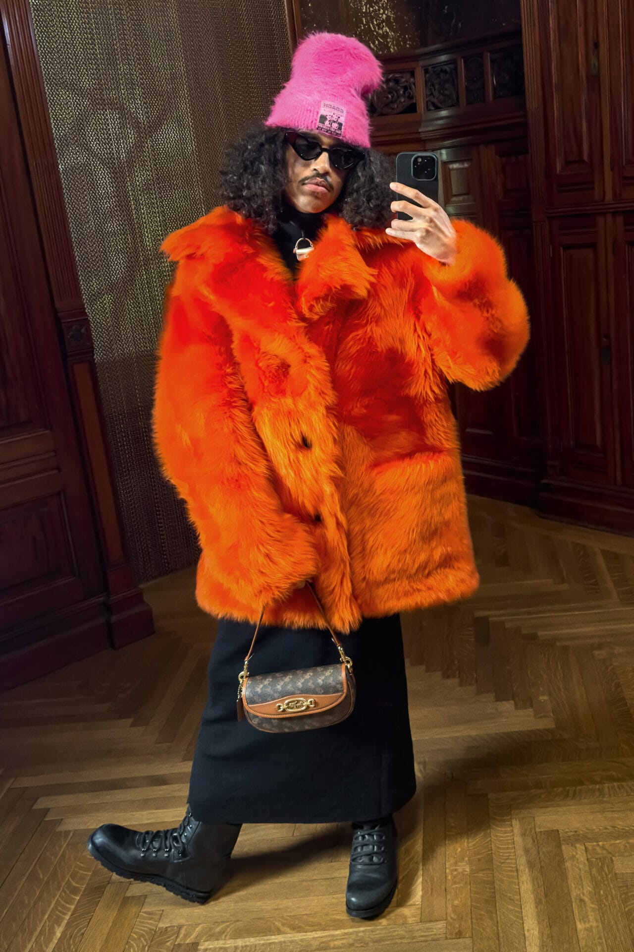 COACH RUJUK STAIL KEINDIVIDUAN LIL NAS X