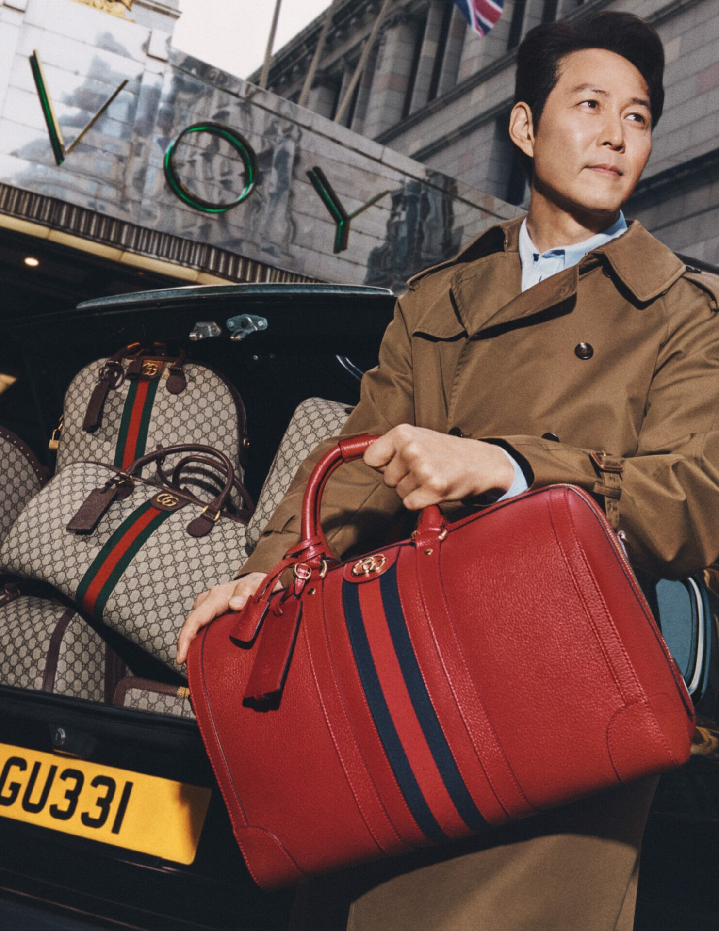 PELAKON KOREA SELATAN, JUNGJAE LEE UNTUK GUCCI VALIGERIA