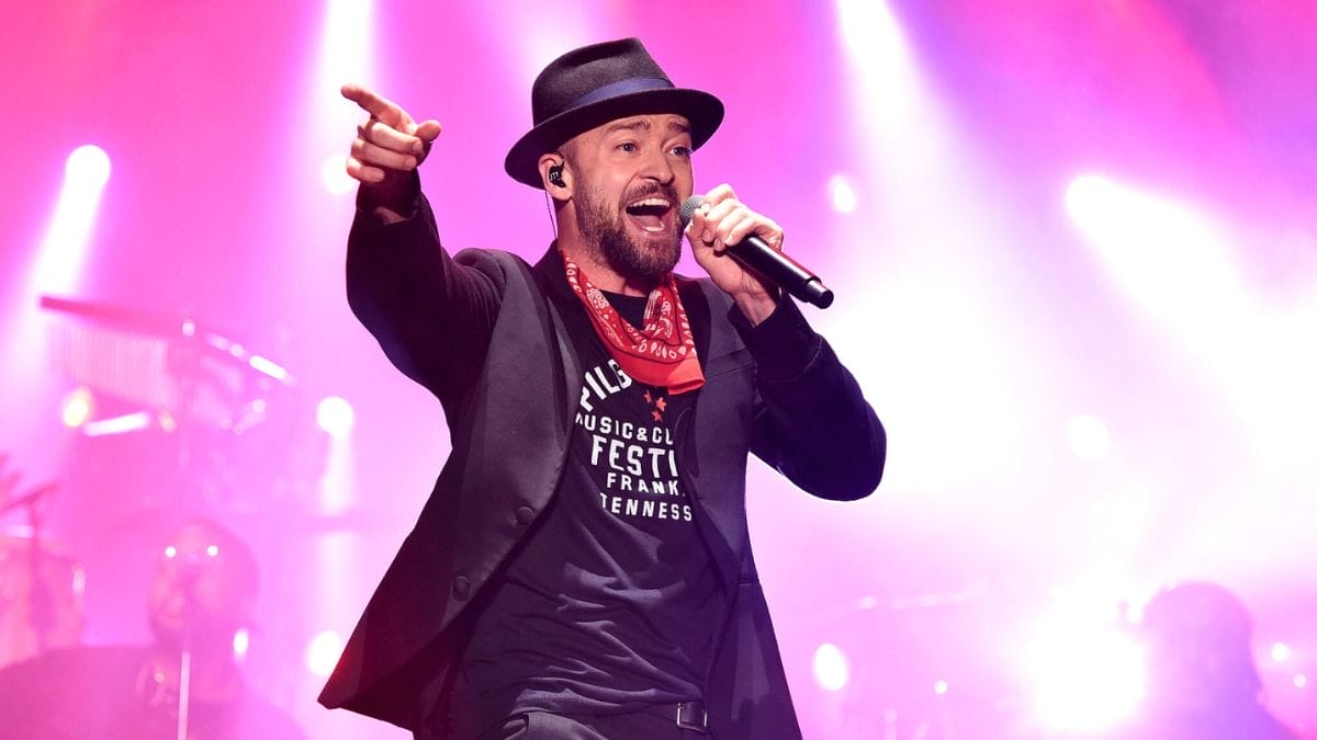 DISERANG PENYAKIT, JUSTIN TIMBERLAKE TUNDA KONSERT JELAJAH DUNIA