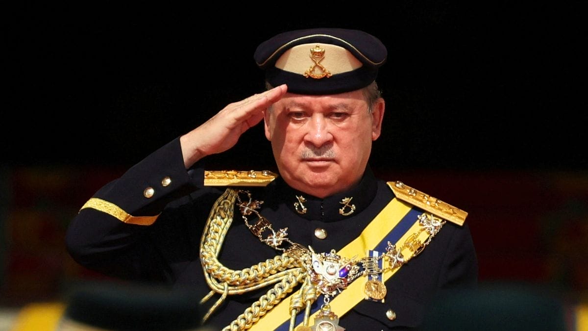 SULTAN IBRAHIM ANGKAT SUMPAH SEBAGAI AGONG KE-XVII