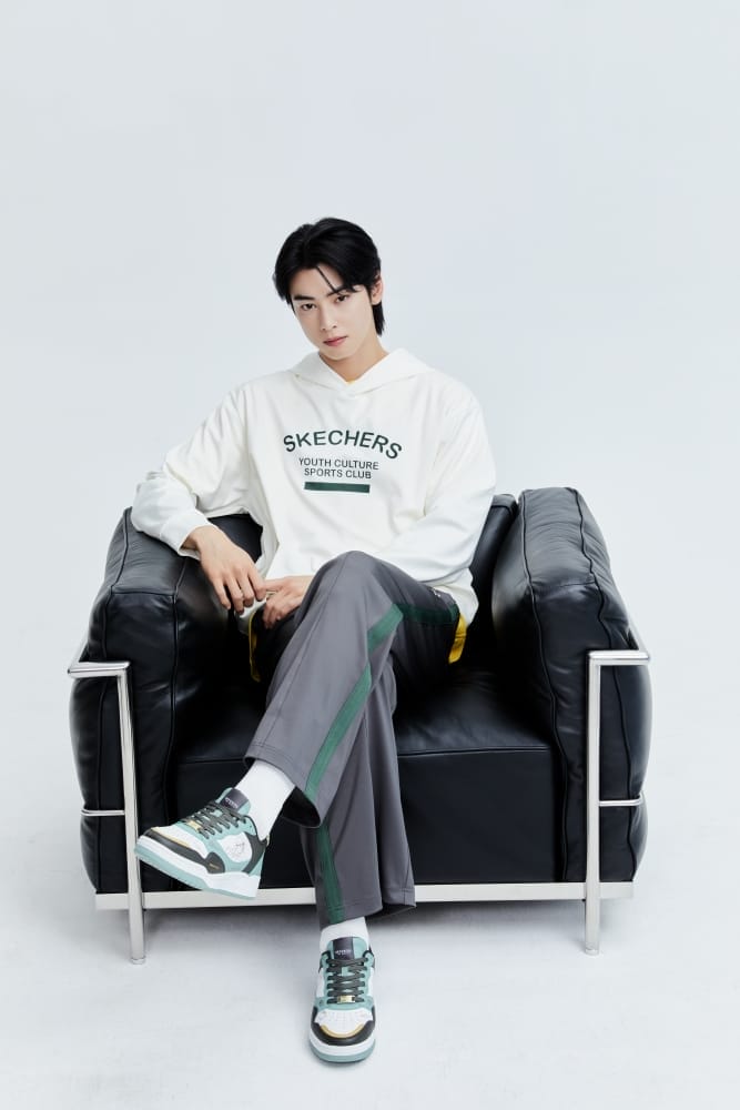 Skechers Cha eun woo