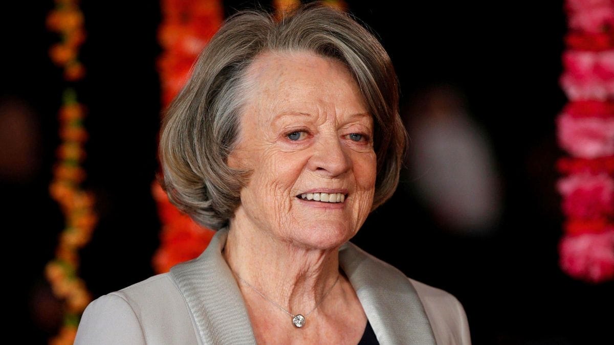 PELAKON LEGENDA, DAME MAGGIE SMITH MENGHEMBUSKAN NAFAS TERAKHIR