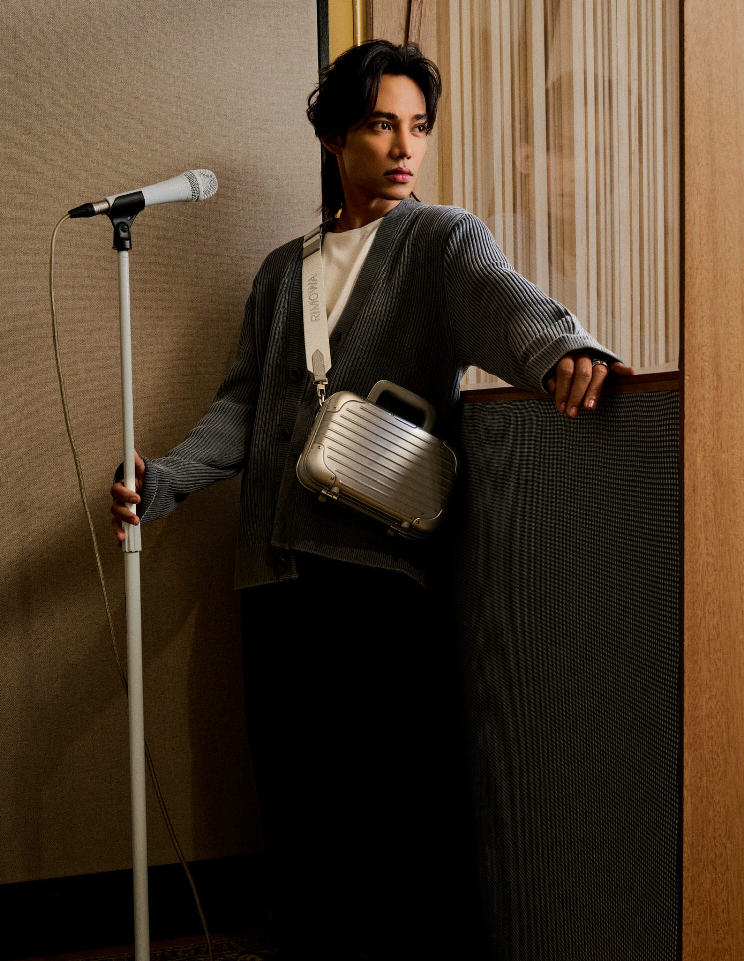 RIMOWA ORIGINAL BAG SEBAGAI PENEMAN SETIA GAYA HAEL HUSAINI 