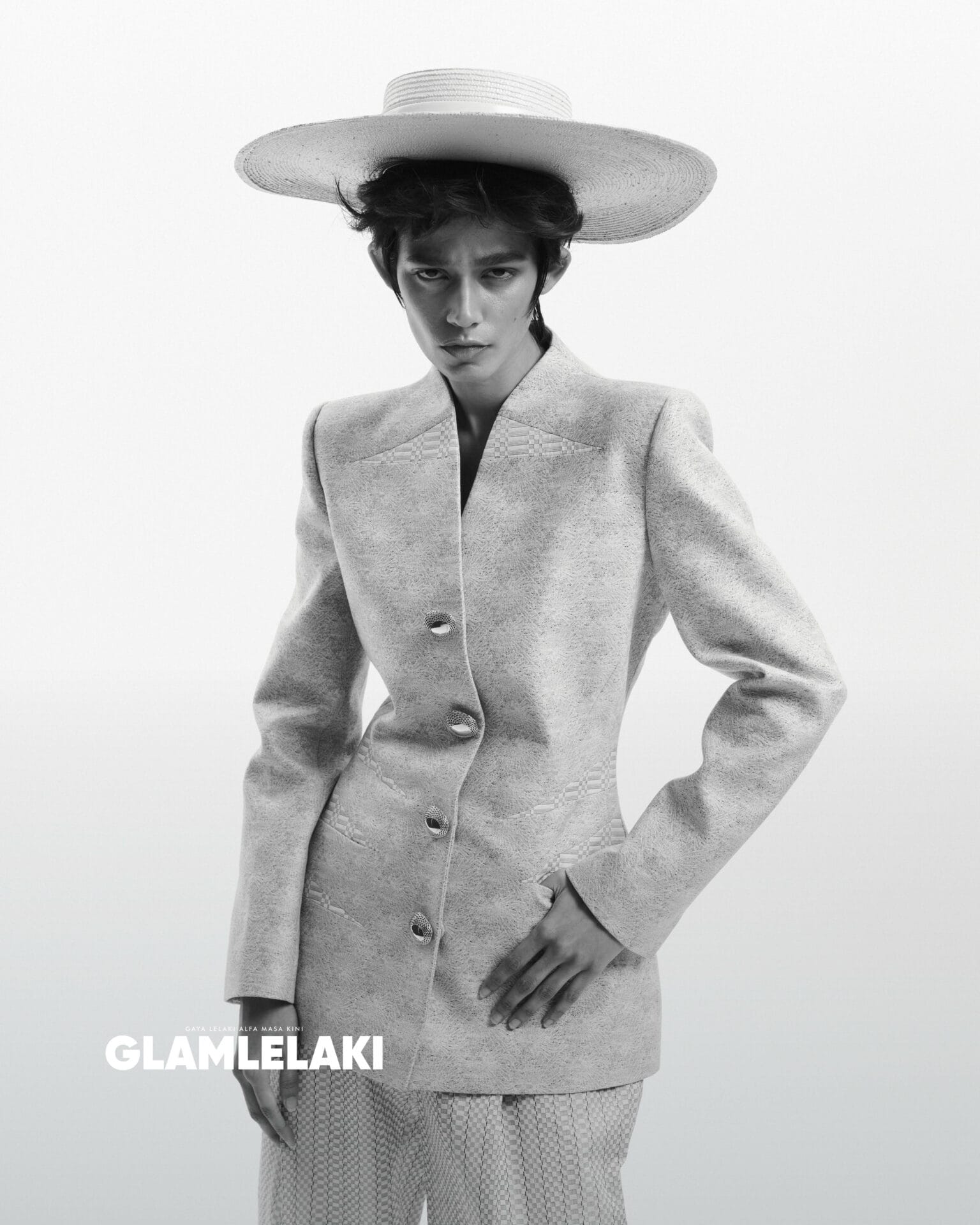 CHIC, ATHLETIQUE, LEMBARAN FESYEN KOLEKSI CRUISE 2024