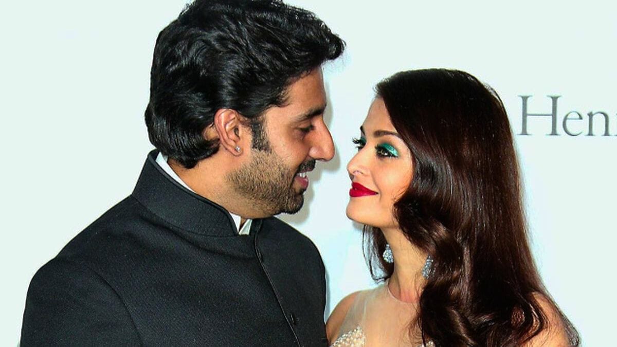 AISHWARYA RAI BERI PETUNJUK TELAH BERCERAI DENGAN ABHISHEK BACHCHAN