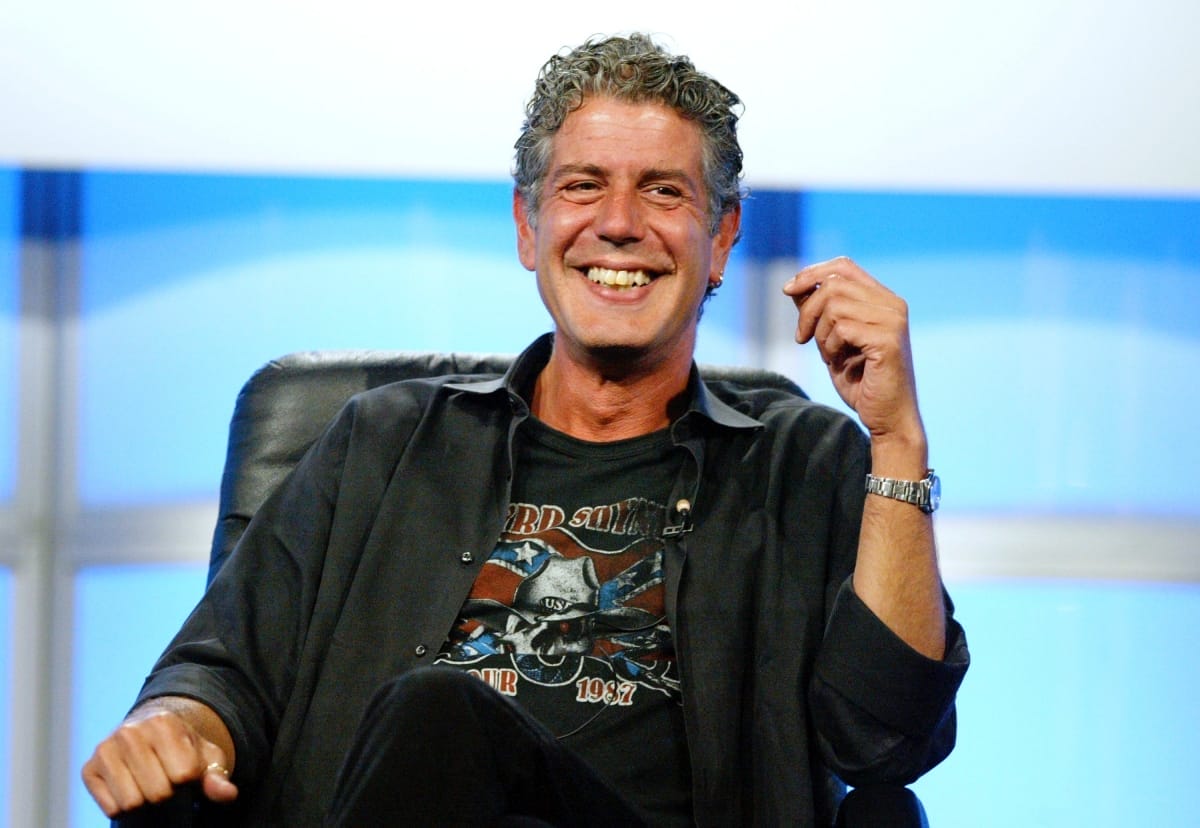 Anthony Bourdain mati bunuh diri akibat kemurungan
