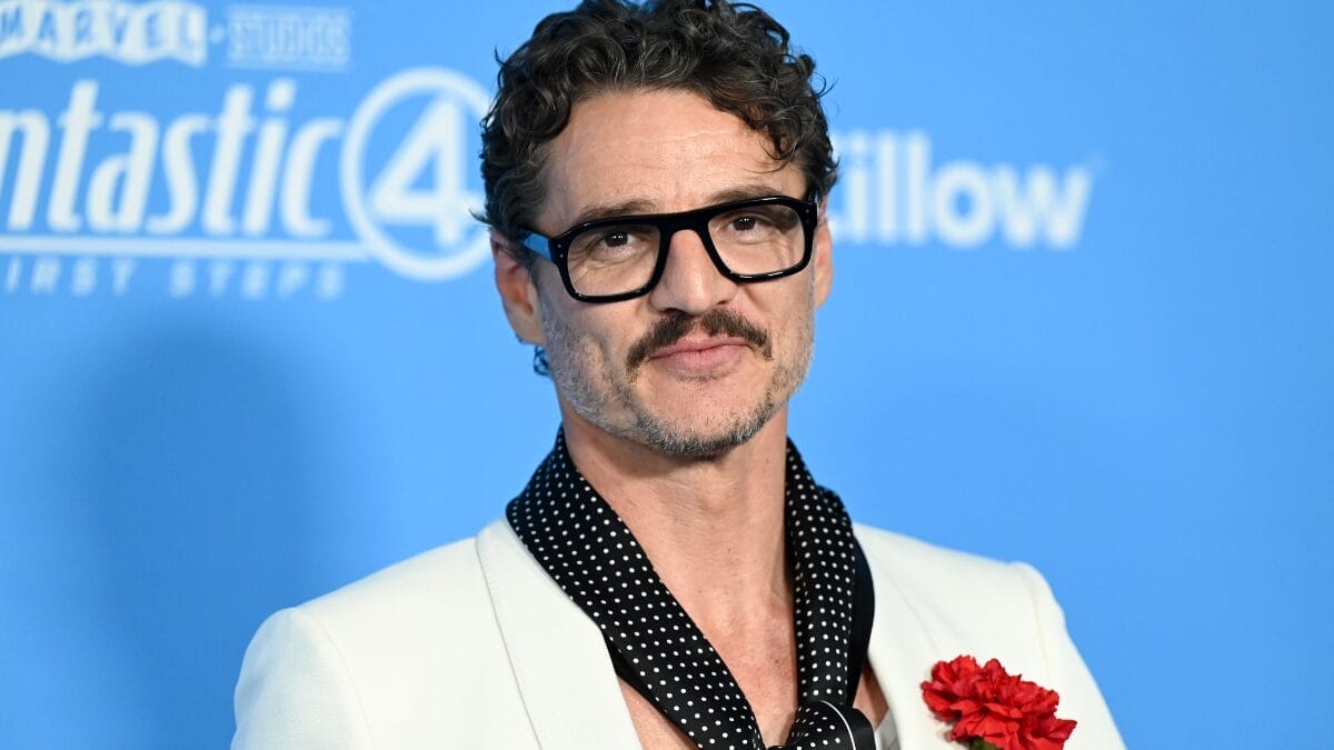 LIMA STAILPEDRO PASCAL PILIHAN GLAM LELAKI.